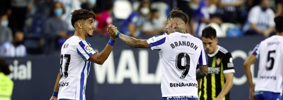 Málaga CF firma con Hummel como patrocinador técnico tras romper con Nike