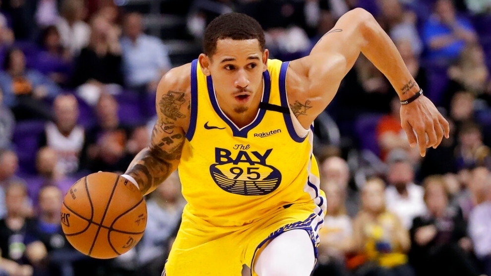 El mexicano Juan Toscano se queda con los Warriors mediante un contrato bidireccional