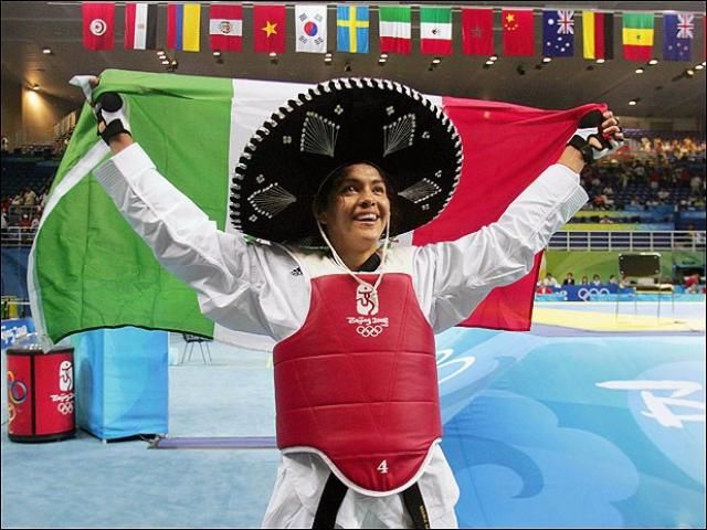 3 maneras de empoderar a las mujeres en el deporte.