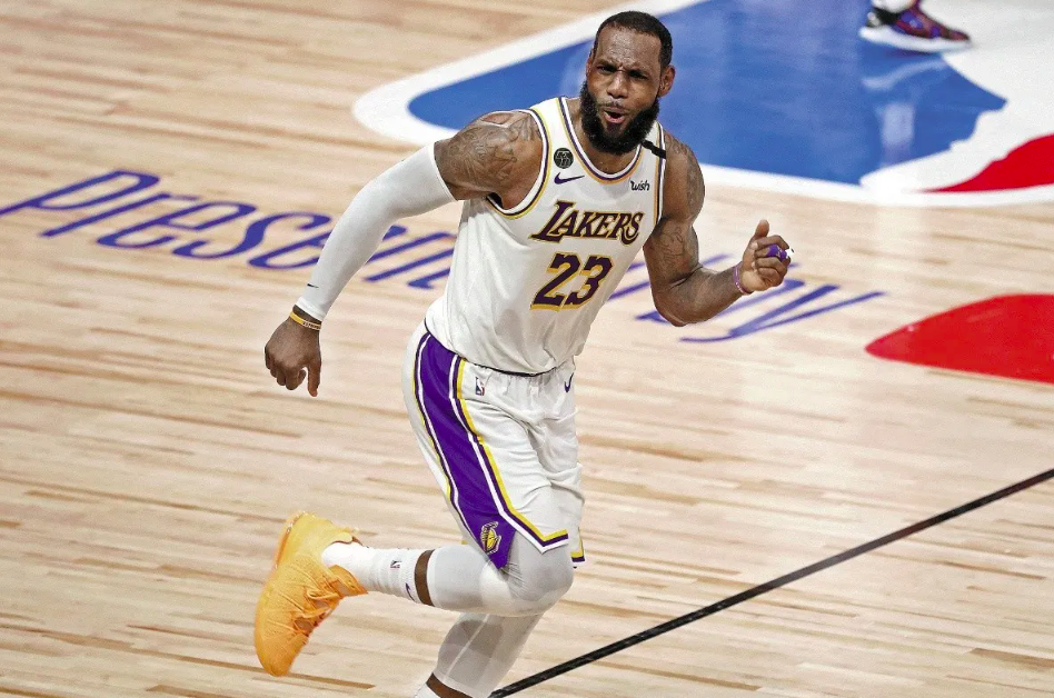 LeBron James, insuperable en ganancias hasta los 40 años