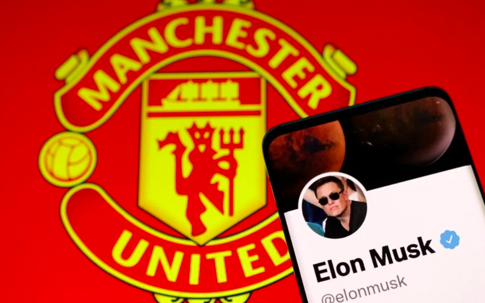 Elon Musk dice que tuit sobre comprar al Manchester United era broma