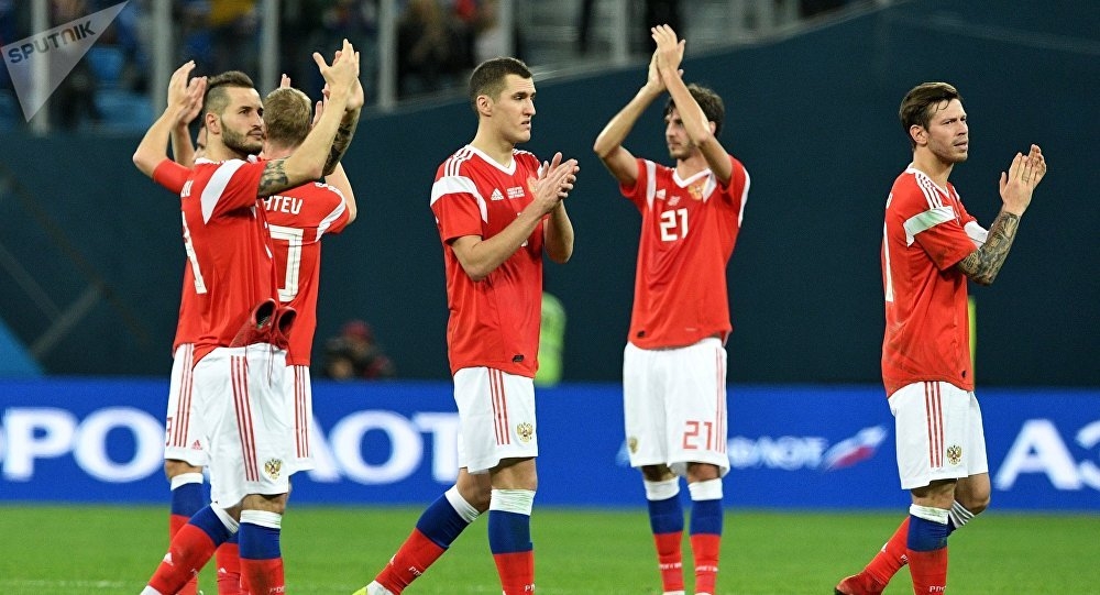 La FIFA niega la expulsión de Rusia del Mundial pero su presencia es incierta