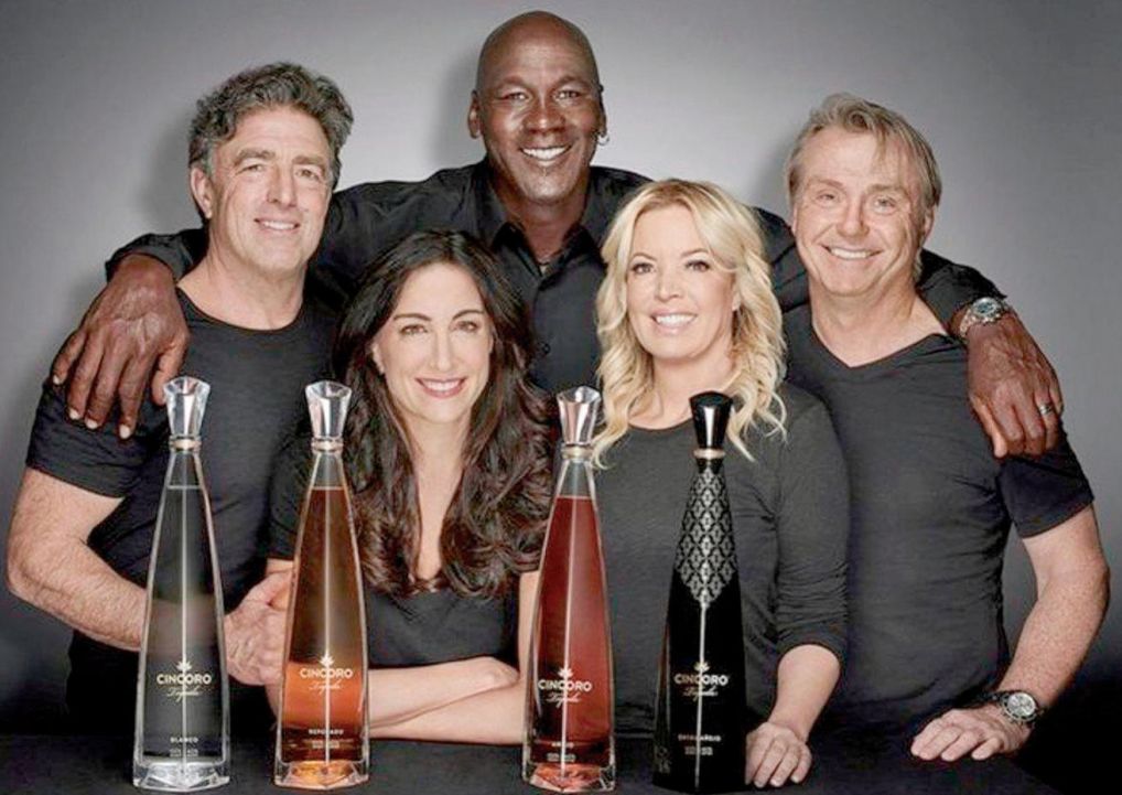 Michael Jordan sigue emprendiendo y lanza su propia marca de Tequila