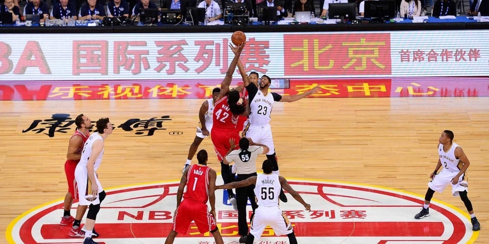 Jugadores de la NBA, atados a negocios con China