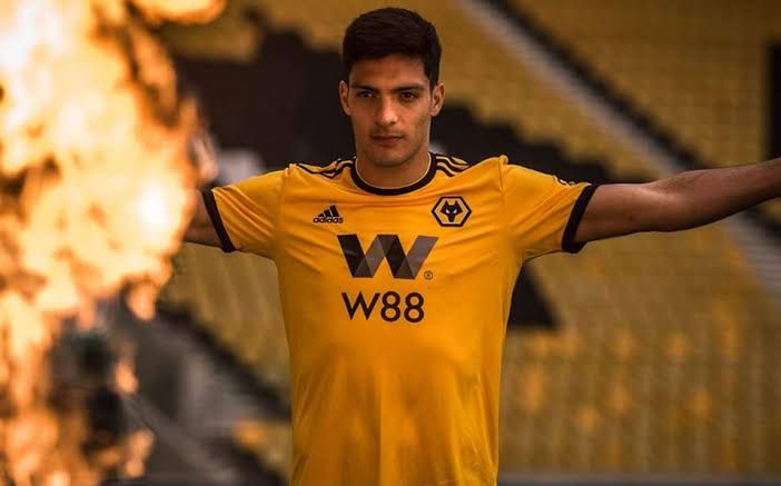 Caso Jiménez: Wolves registra 5 veces más seguidores en México que en Reino Unido