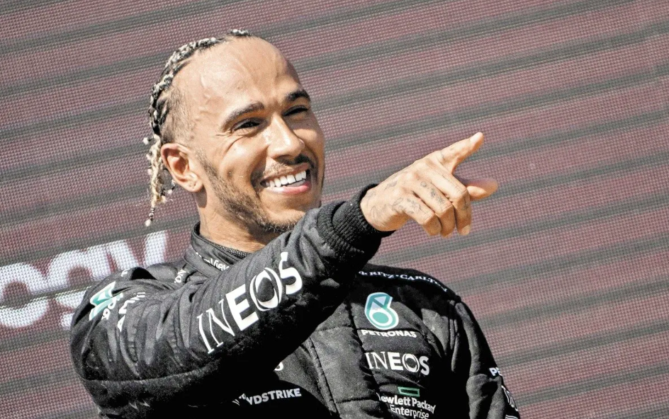 Hamilton se une a la propiedad de Broncos