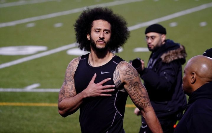 NFL: Collin Kaepernick continúa vetado por protesta contra la BRUTALIDAD policíaca